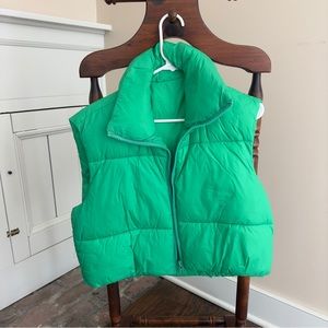 Cropped Green Puffer Vest